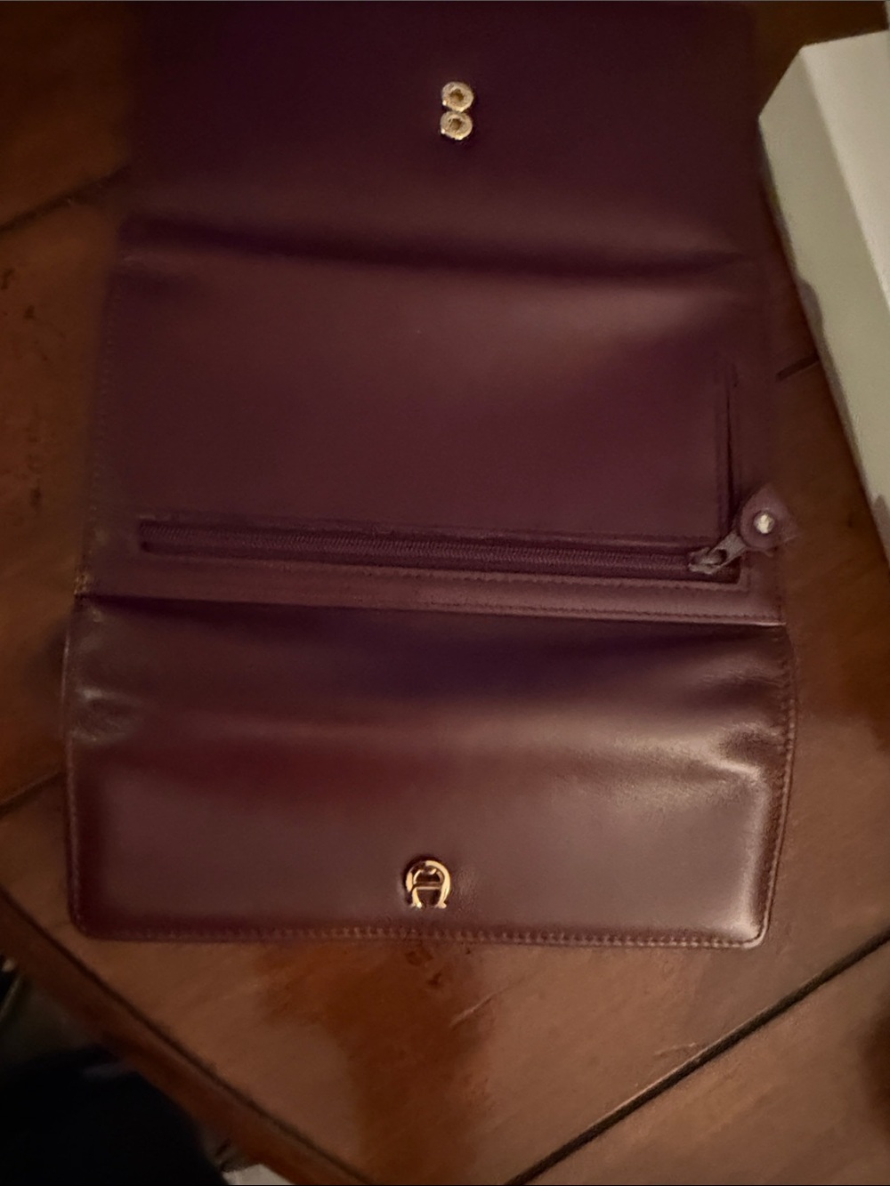 Etienne Aigner Leather Continental Wallet - Burgundy never been used still in bo - Picture 3 of 4